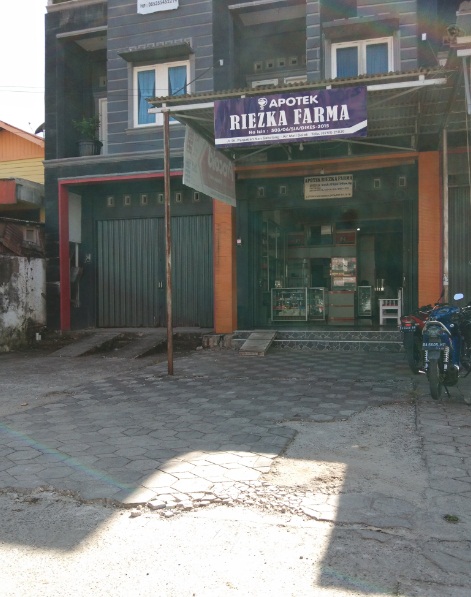 Apotek RIEZKA FARMA